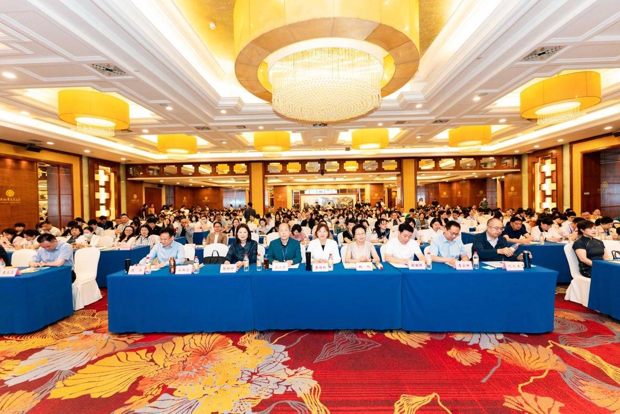 第十届湖南妇幼健康服务发展高峰论坛落幕