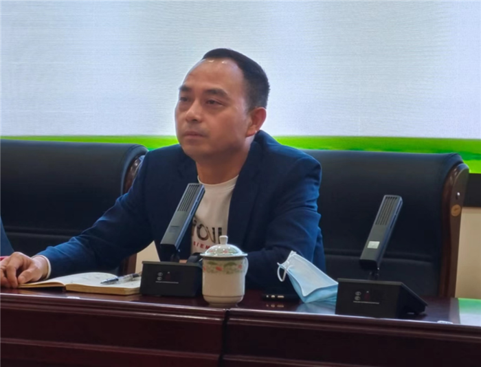 衡南县三塘联合学校召开校园安全工作会议